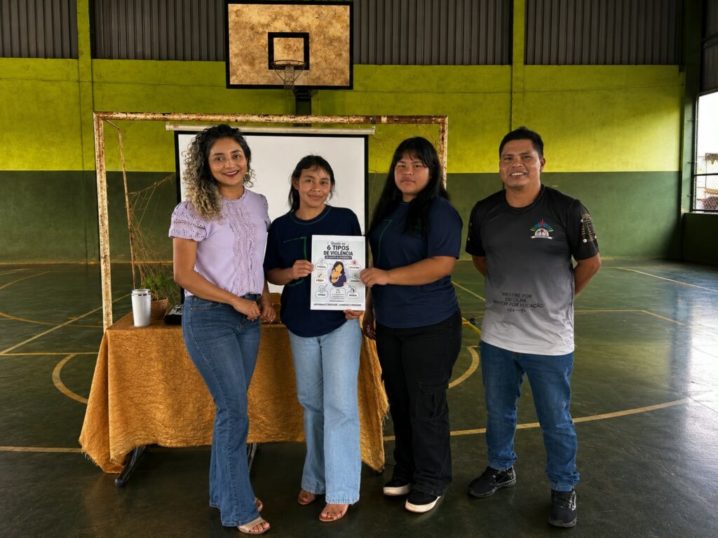 CREAS promove palestra sobre prevenção e combate à violência contra a mulher durante o Agosto Lilás CREAS promove palestra sobre prevenção e combate à violência contra a mulher durante o Agosto Lilás