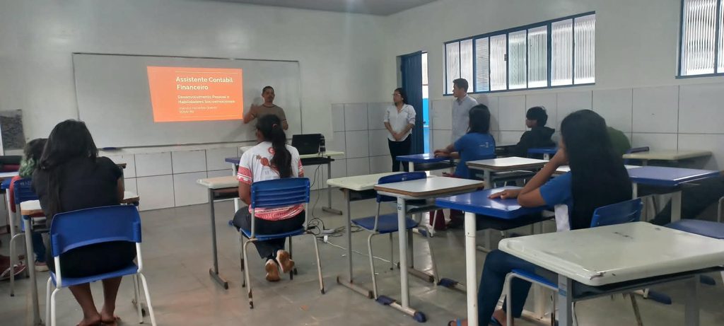 Prefeitura de Amambai promove curso de Desenvolvimento Pessoal e Habilidades Socioemocionais para estudantes indígenas