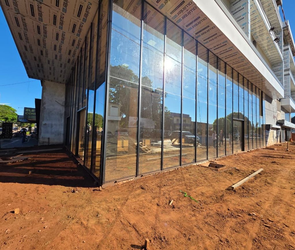 Amambai está prestes a receber novo empreendimento comercial na região central Amambai está prestes a receber novo empreendimento comercial na região central