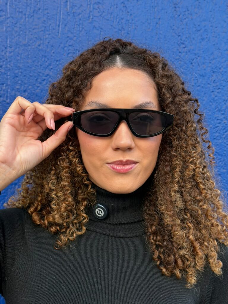 Vai para a Expobai? O óculos escuro também pode fazer parte do look para os shows