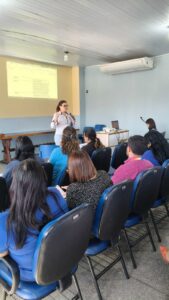 Reunião avança na análise do Plano Municipal de Educação de Amambai Reunião avança na análise do Plano Municipal de Educação de Amambai