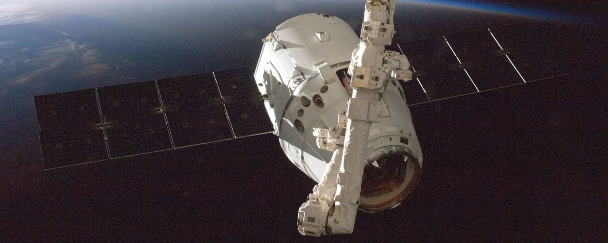 Há indícios de que Facebook desenvolve seu próprio satélite de internet Há indícios de que Facebook desenvolve seu próprio satélite de internet