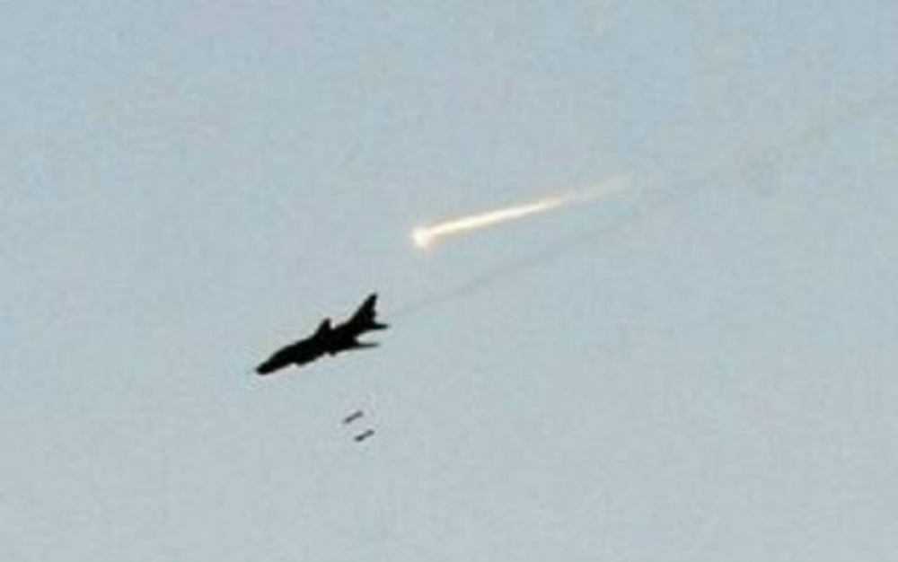 Ataque aéreo russo a prédio da Al Qaeda deixa 39 mortos