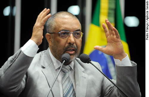Paim diz que Natal dos aposentados será triste