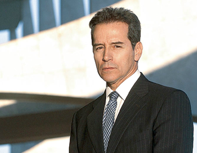 STJ mantém condenação do ex-senador Luiz Estevão