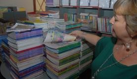 Professores e coordenadores já podem acessar o Guia de Livros Didáticos 2018 para escolher os títulos que serão usados no ano que vem Arquivo/Valter Campanato/Agência Brasil