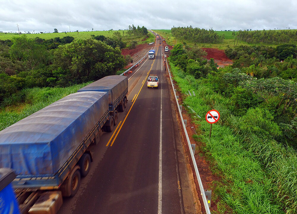 Liberação do km 49 da BR-163/MS em Eldorado Liberação do km 49 da BR-163/MS em Eldorado
