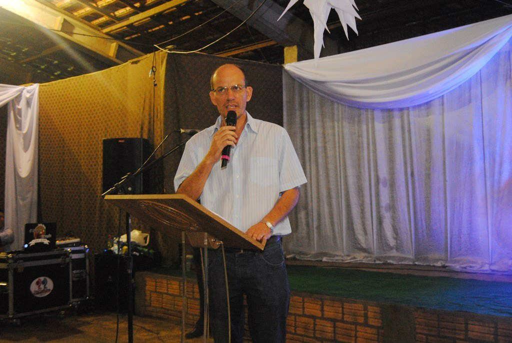 Agronegócio e eleições são destaques na abertura da Expobai 2014 O prefeito de Amambai, Sérgio Barbosa.