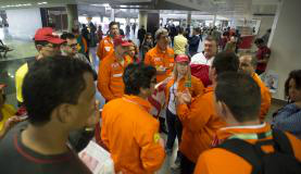 Petroleiros fazem atos em aeroportos contra mudanças na exploração do pré-sal Petroleiros fazem atos em aeroportos contra mudanças na exploração do pré-sal