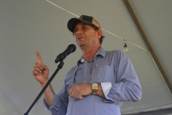 Produtores temem novas invasões em Iguatemi O presidente do Sindicato Rural de Iguatemi, Hilário Parisi, teme novas invasões nas próximas semanas