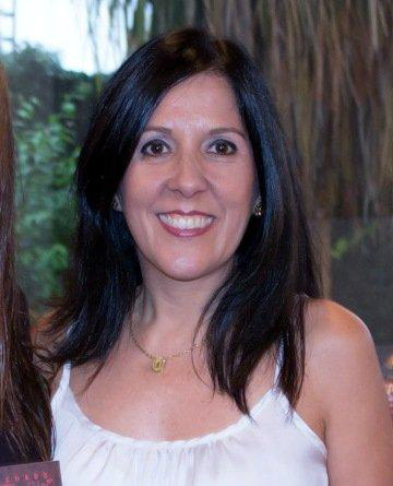 Clara Machado é natural de Amambai e atualmente vive em São Paulo. 