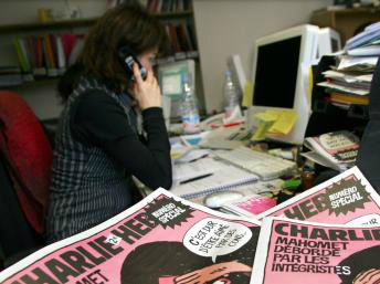 Escritório do jornal Charlie Hebdo em 9/02/06 - Reuters/Regis Duvignau/Files