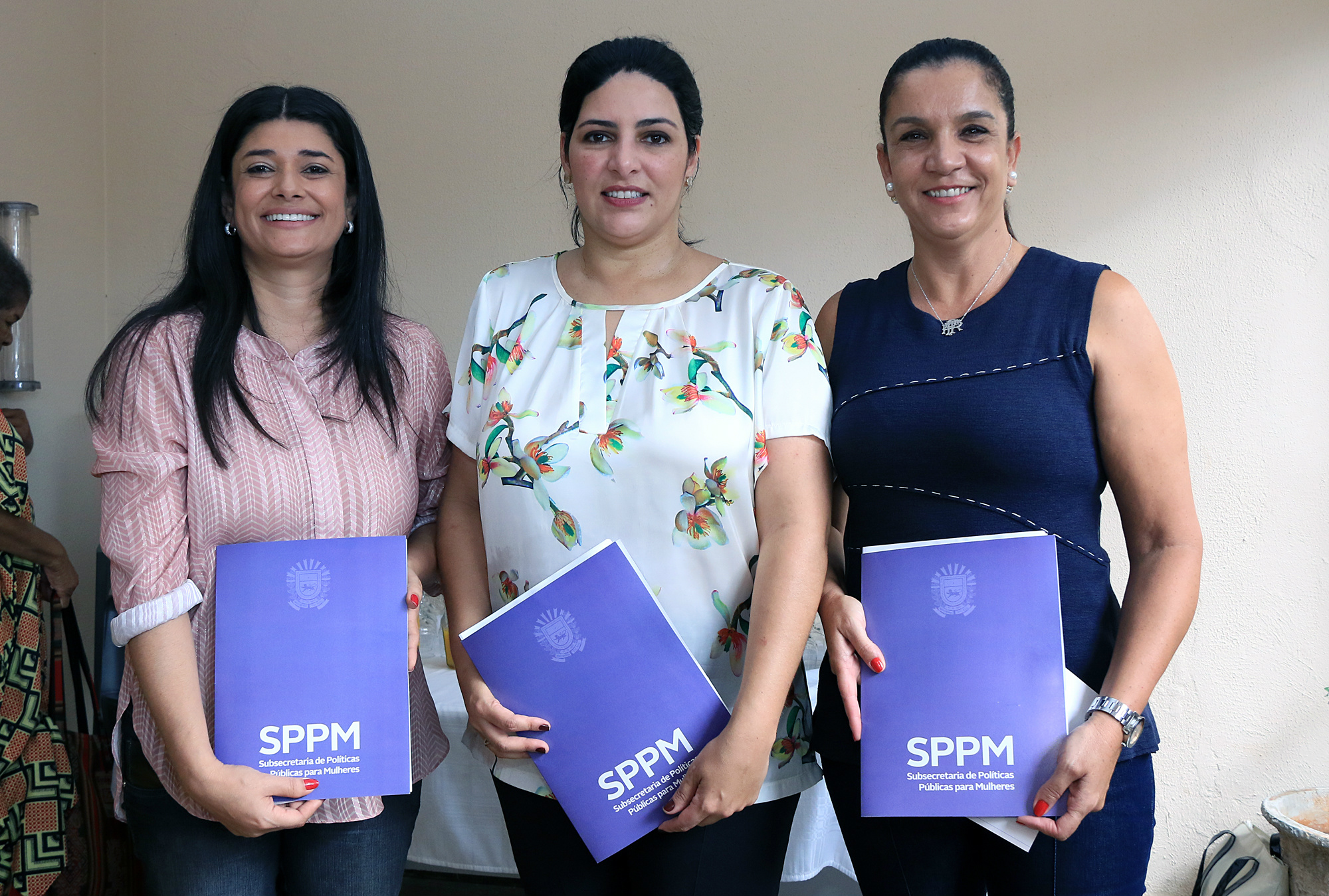 Rose Modesto, Luciana Azambuja e Fátima AzambujaFoto: Divulgação 