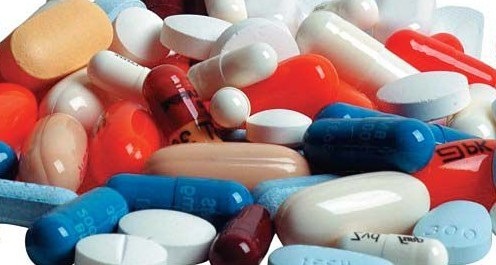 Pesquisa da UFMG vai comparar efeitos de medicamentos para HIV Pesquisa da UFMG vai comparar efeitos de medicamentos para HIV