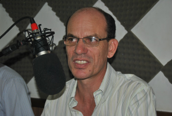 Sérgio Barbosa durante entrevista na FM Auxiliadora, no sábado (8)Foto: Moreira Produções