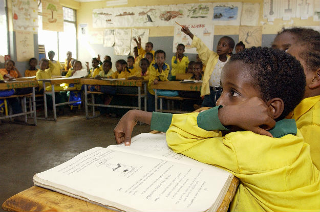 Unicef: 1 em cada 4 crianças em zonas de conflito está fora da escola