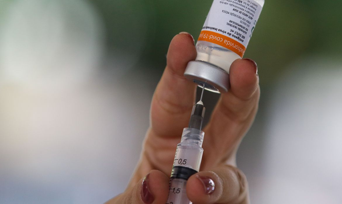 Covid-19: Brasil tem 391,3 mil mortes e 14,3 milhões de casos Foto: Agência Brasil