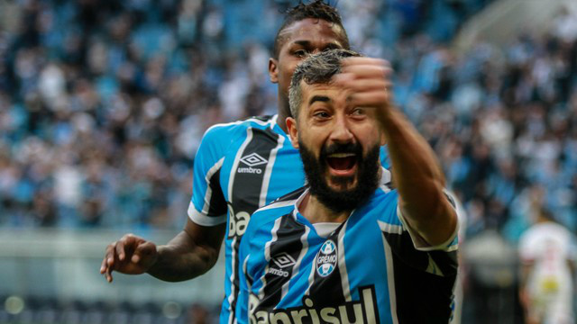 Grêmio encerra tabu, vence São Paulo na Arena pela primeira vez Título Principal
