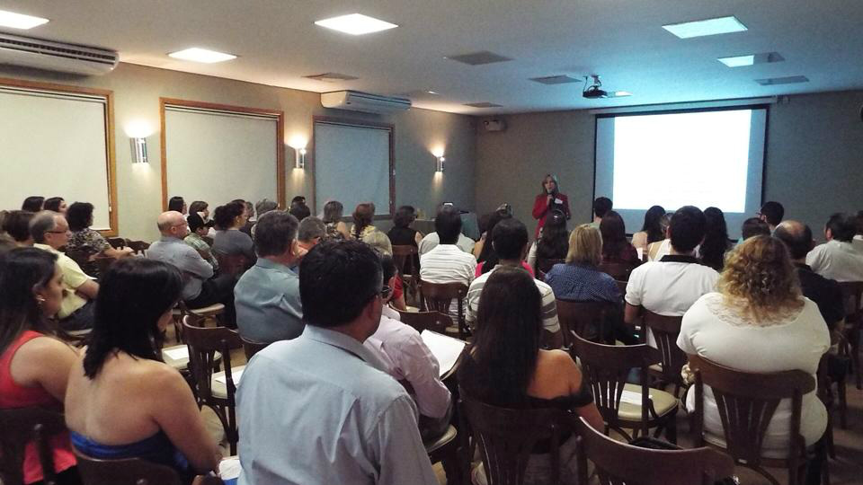 Ponta Porã recebe no dia 26 palestra gratuita que ensina como controlar a mente A entrada para a palestra é 1 kg de alimento não perecível que será destinada a uma entidade beneficente de Ponta Porã-MS.
