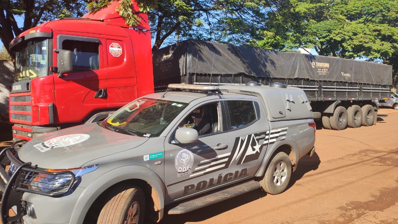 Carreta carregada com arroz e mais de cinco toneladas de maconha foi apreendida Fotos: SeComSocDOF/Sejusp/Divulgação