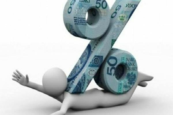 Mercado financeiro prevê juros mais altos e retração da economia