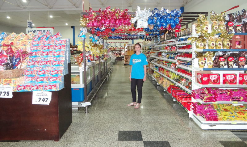 Comércio de Amambai está preparado para a Páscoa Várias promoções foram preparadas pelos supermercados do município / Foto: Moreira Produções
