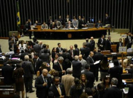 Votação de vetos presidenciais é cancelada por falta de quórum Votação de vetos presidenciais é cancelada por falta de quórum