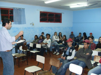 Código Florestal é tema de palestra no Curso Pré Vestibular Código Florestal é tema de palestra no Curso Pré Vestibular