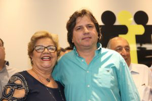 Caravina com a prefeita de Miranda, Marlene Bossay (Foto: Edson Ribeiro)