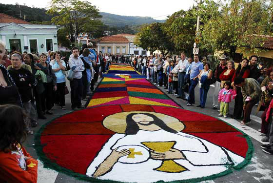 Por que é comemorado o Corpus Christi? Por que é comemorado o Corpus Christi?