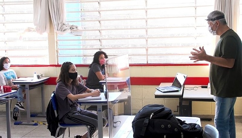 Mais de 90 entidades pedem que Senado vete retorno às aulas presenciais Entidades acreditam que retorno pode comprometer medidas de distanciamento social - Secretaria Municipal de Educação de São Paulo