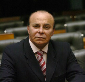 PF faz busca na Diretoria-Geral da Câmara e no gabinete do deputado Aníbal Gomes PF faz busca na Diretoria-Geral da Câmara e no gabinete do deputado Aníbal Gomes