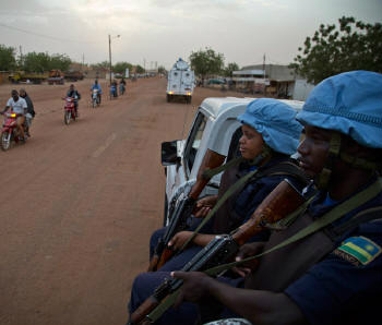Patrulha da ONU em Gao, Mali. Foto: ONU/Marco Dormino