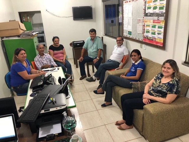 Direção do Simted de Amambai se reúne com o presidente da Fetems, Jaime Teixeira