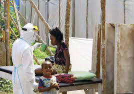 Serra Leoa determina que população não saia de casa para conter ebola