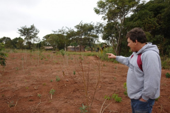 O professor Nelson Lang que acompanha o projeto.