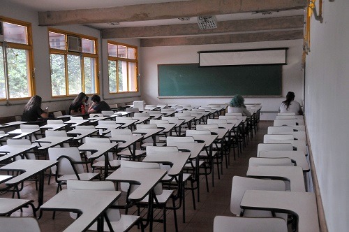 Maior parte das vagas não ocupadas eram destinadas a portadores de diplomas e refugiados - Foto: Valdenir Rezende/Correio do Estado
