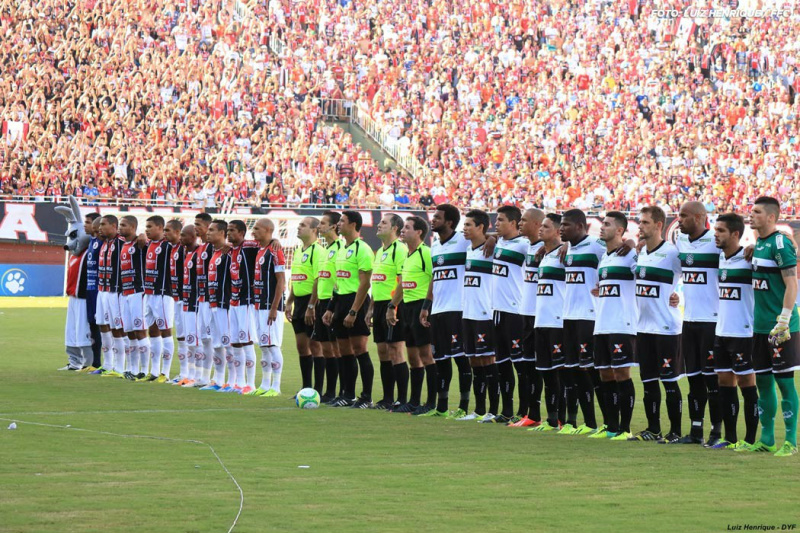 Joinville vence clássico, mas segue na lanterna do Brasileirão