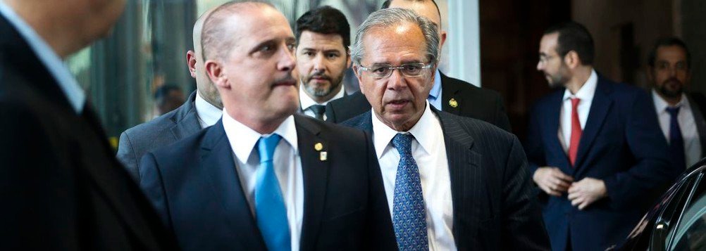 Conduzida pelo chefe da Casa Civil, Onyx Lorenzoni, a operação consiste em garantir R$ 40 milhões de reais em emendas a cada deputado que votar com o texto do governo / Foto: Divulgação