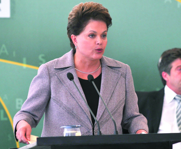 Dilma diz que nenhuma nova lei pode enfraquecer a proteção ao meio ambiente