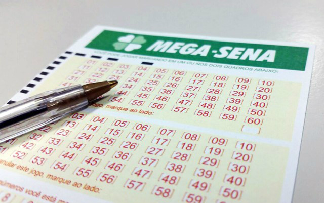 Mega-Sena pode pagar prêmio de R$ 58 milhões nesta quarta (Foto: Heloise Hamada / G1)