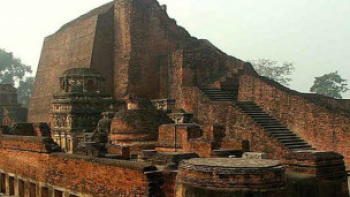 Universidade no norte da Índia deve ser reaberta após 800 anos