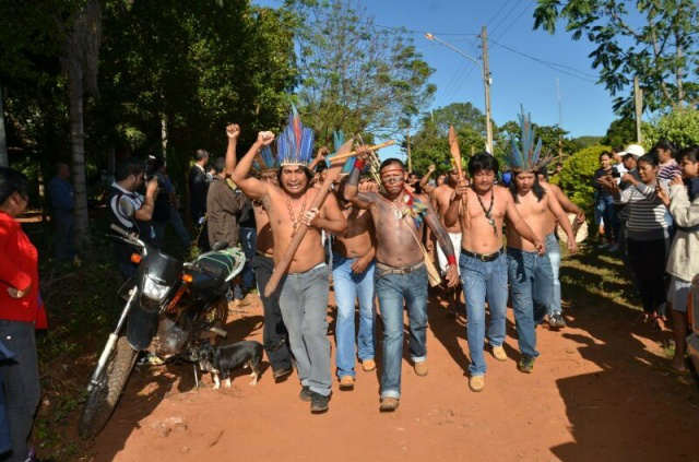 Grupo terena volta à sede da fazenda Buriti e bloqueia acessos