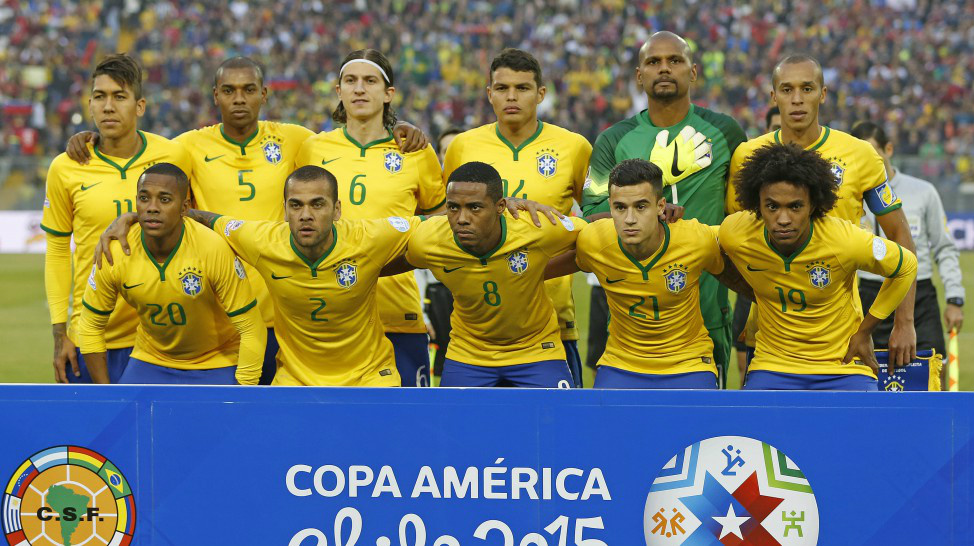 Brasil vence Venezuela por 2 a 1 e garante vaga nas quartas da Copa América Brasil vence Venezuela por 2 a 1 e garante vaga nas quartas da Copa América