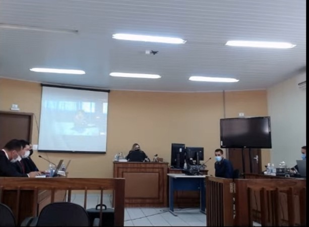 Assassino do ex-prefeito Dirceu Lanzarini é condenado a 16 anos de prisão O julgamento ocorreu no Fórum de Amambai / Foto: Reprodução