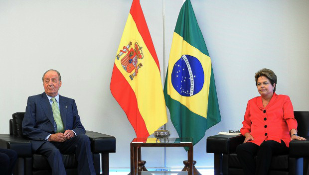 Dilma vai à Espanha conversar sobre tratamento dado a brasileiros no país Dilma vai à Espanha conversar sobre tratamento dado a brasileiros no país