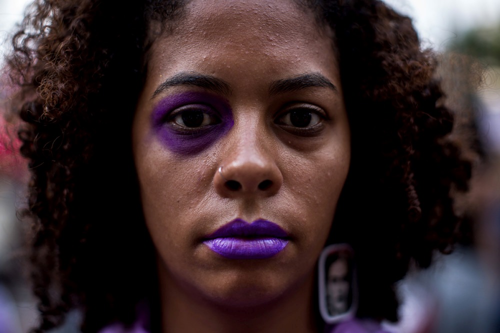 Protestante em São Paulo durante o Dia da Mulher, em março de 2017. (Victor Moriyama/Freelancer/Getty Images)