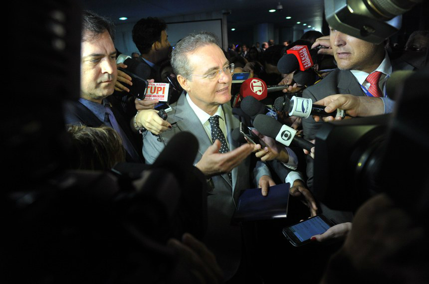 Renan confirma sessão do Congresso para 19h Renan confirma sessão do Congresso para 19h