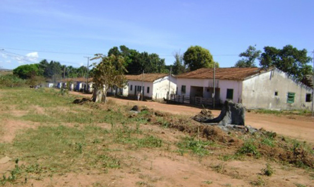Primeiras famílias são retiradas da gleba Suiá Missú em MT Foto por: Agência da Notícia