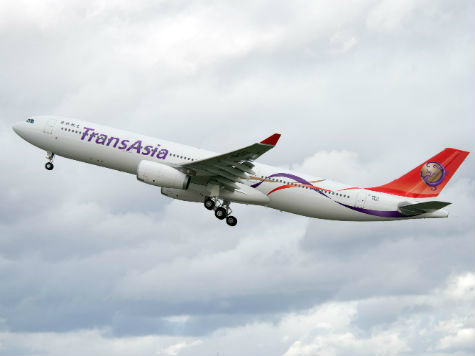 Taiwan presta homenagem às vítimas do acidente da TransAsia